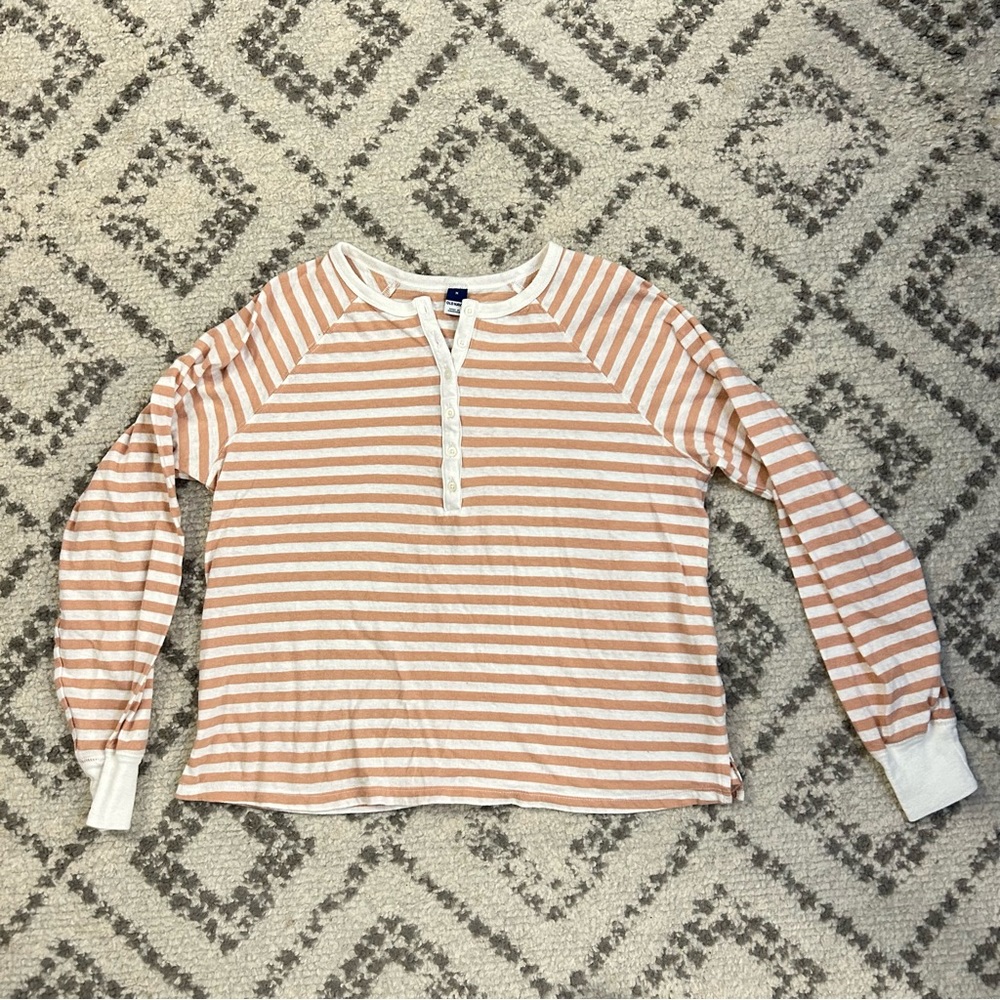 🩵 3 for $12 🩵 Old Navy Striped Henley - washed once and never worn!!!!